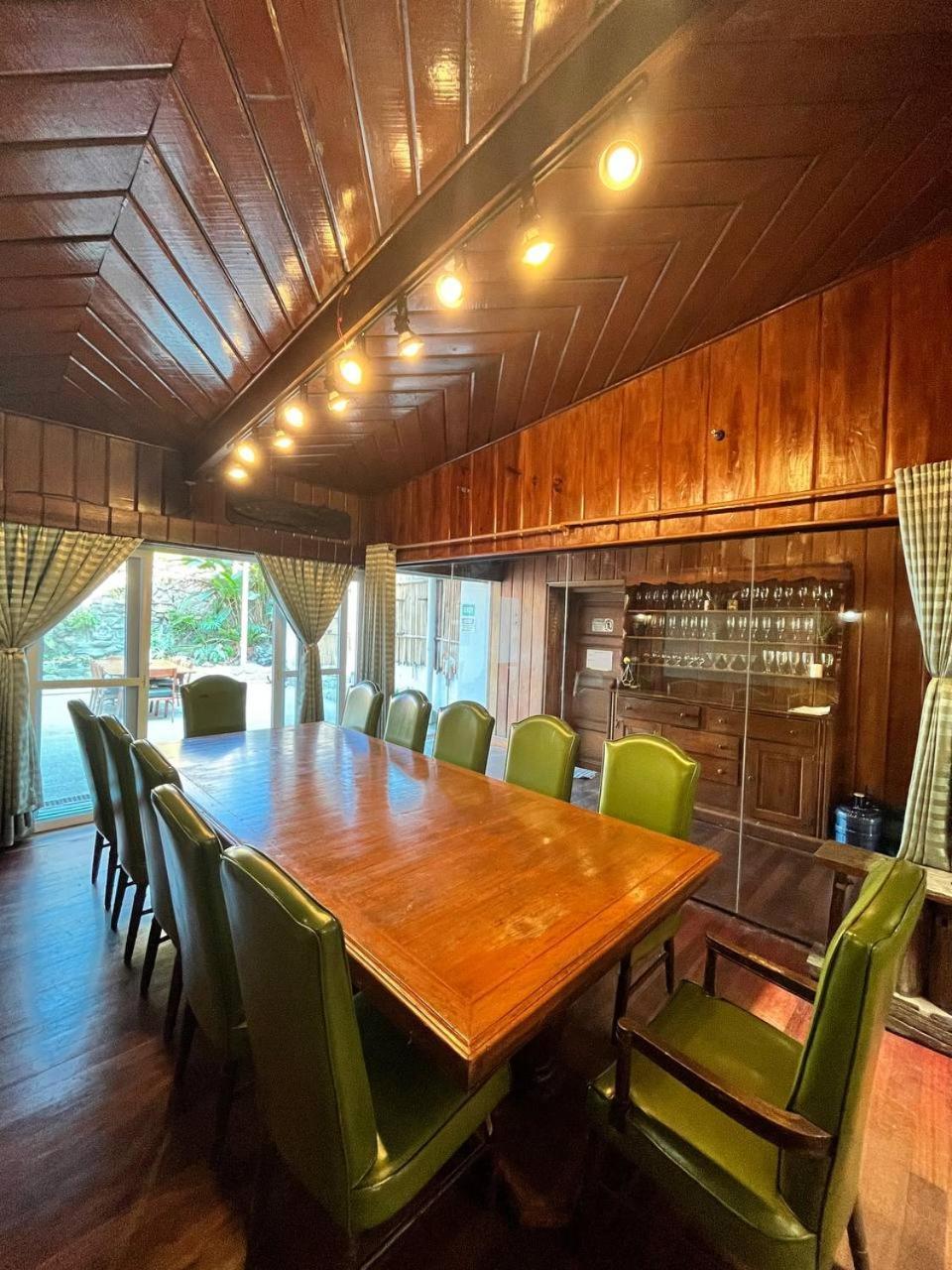 Log Cabin Hotel - Baguio Baguio City Zewnętrze zdjęcie